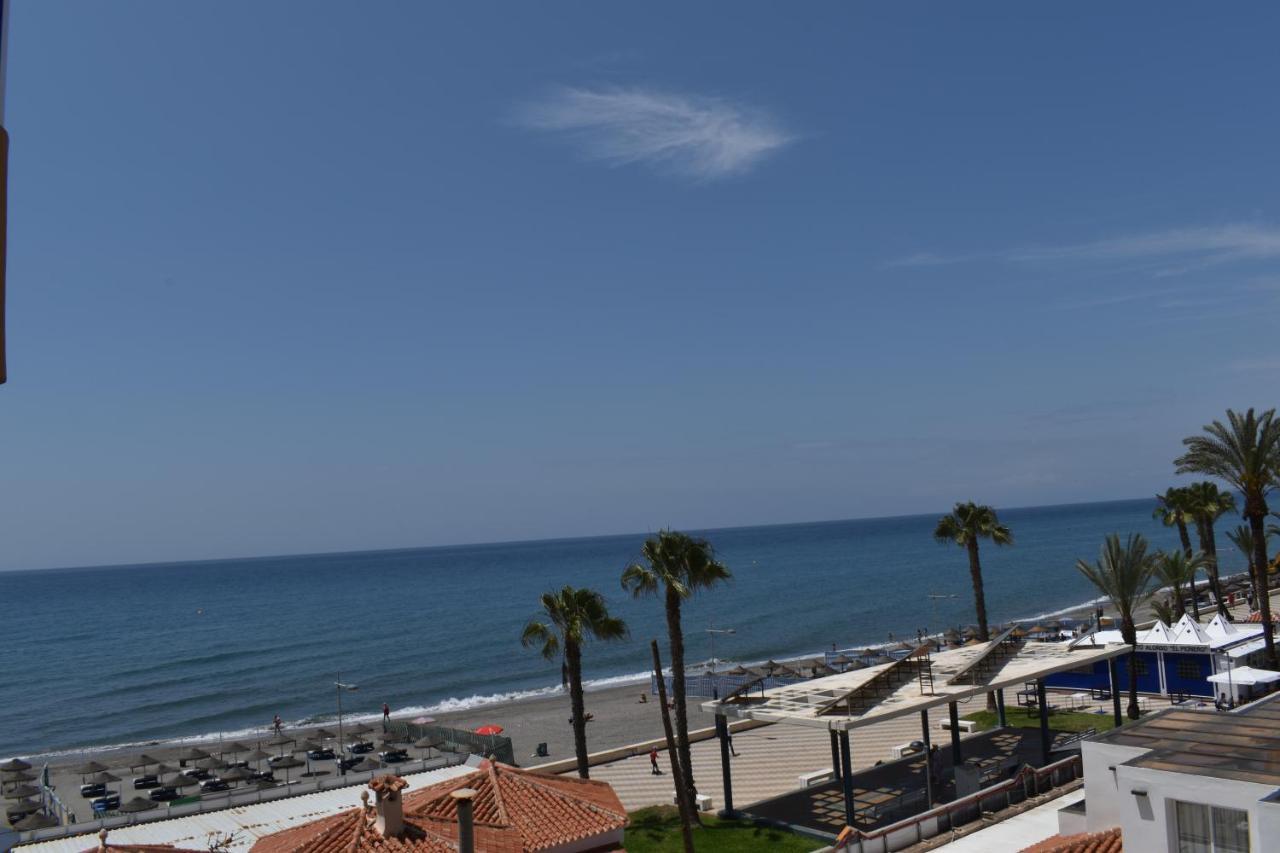 Fantastic Studio - Beachfront Apartment Торокс Екстериор снимка