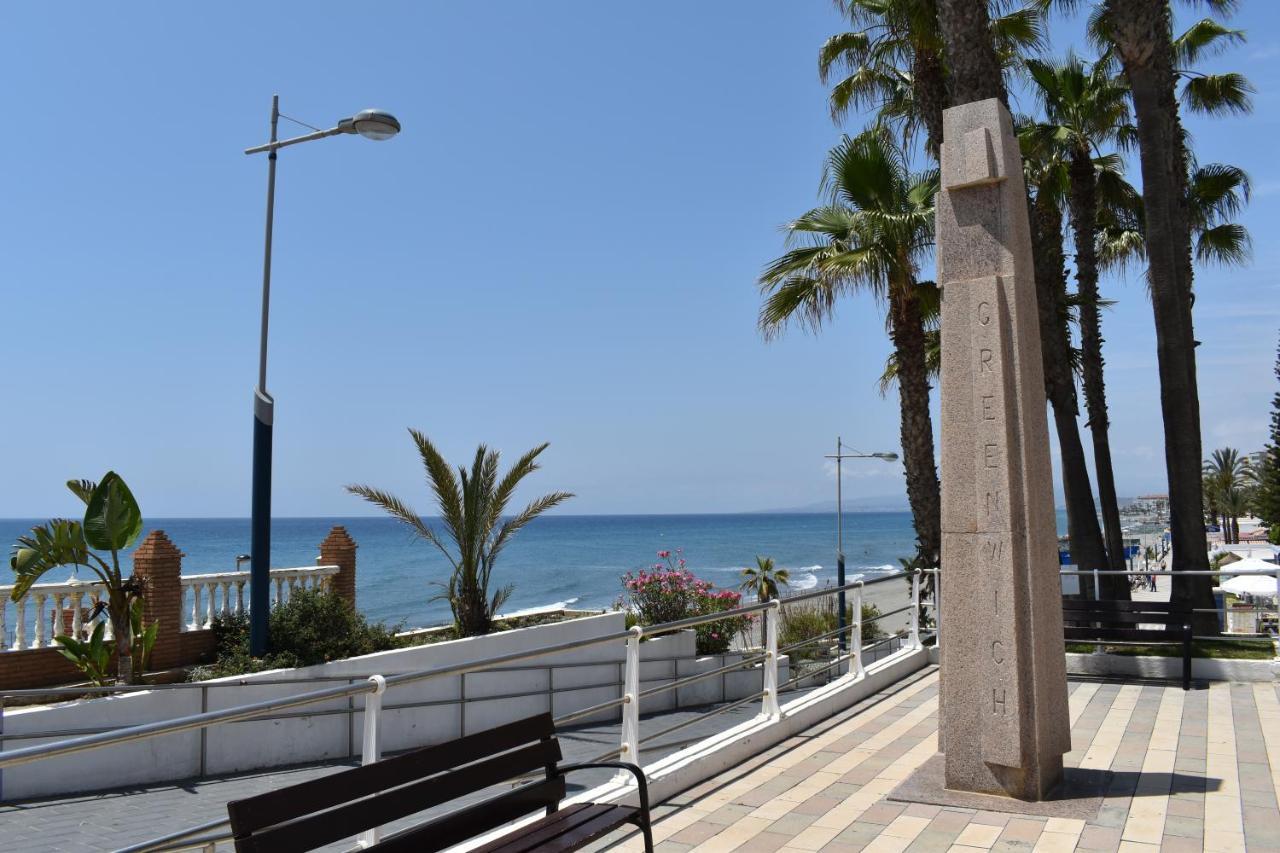 Fantastic Studio - Beachfront Apartment Торокс Екстериор снимка