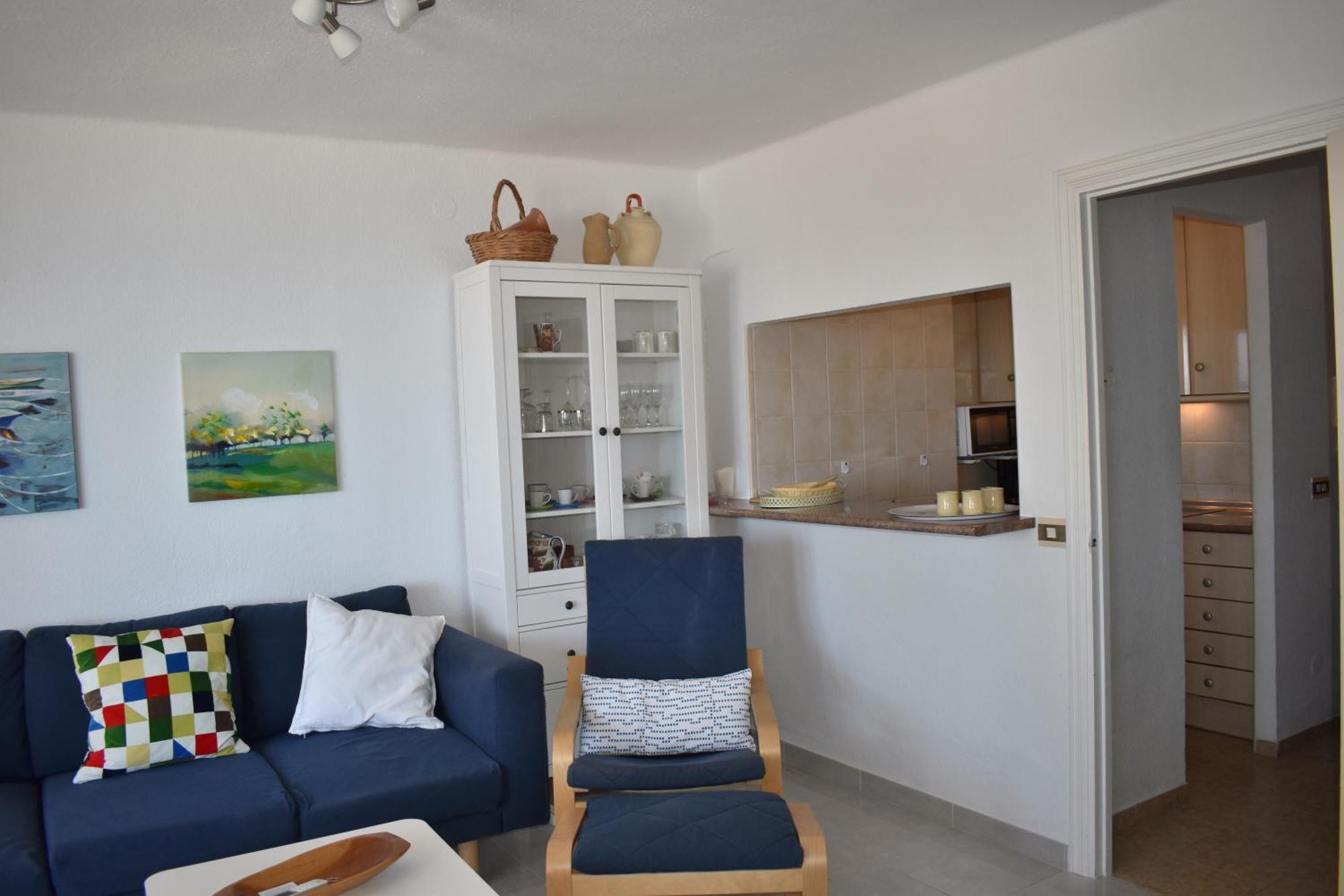 Fantastic Studio - Beachfront Apartment Торокс Екстериор снимка