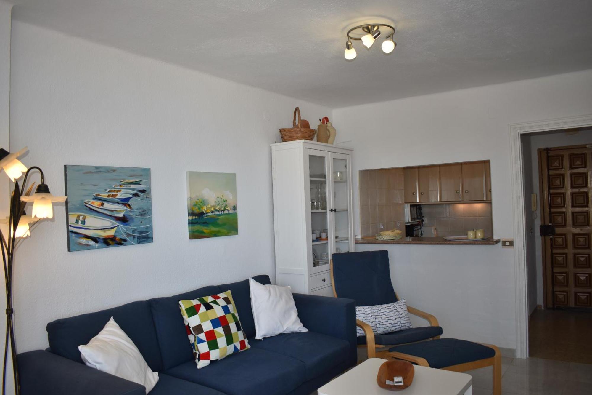 Fantastic Studio - Beachfront Apartment Торокс Екстериор снимка